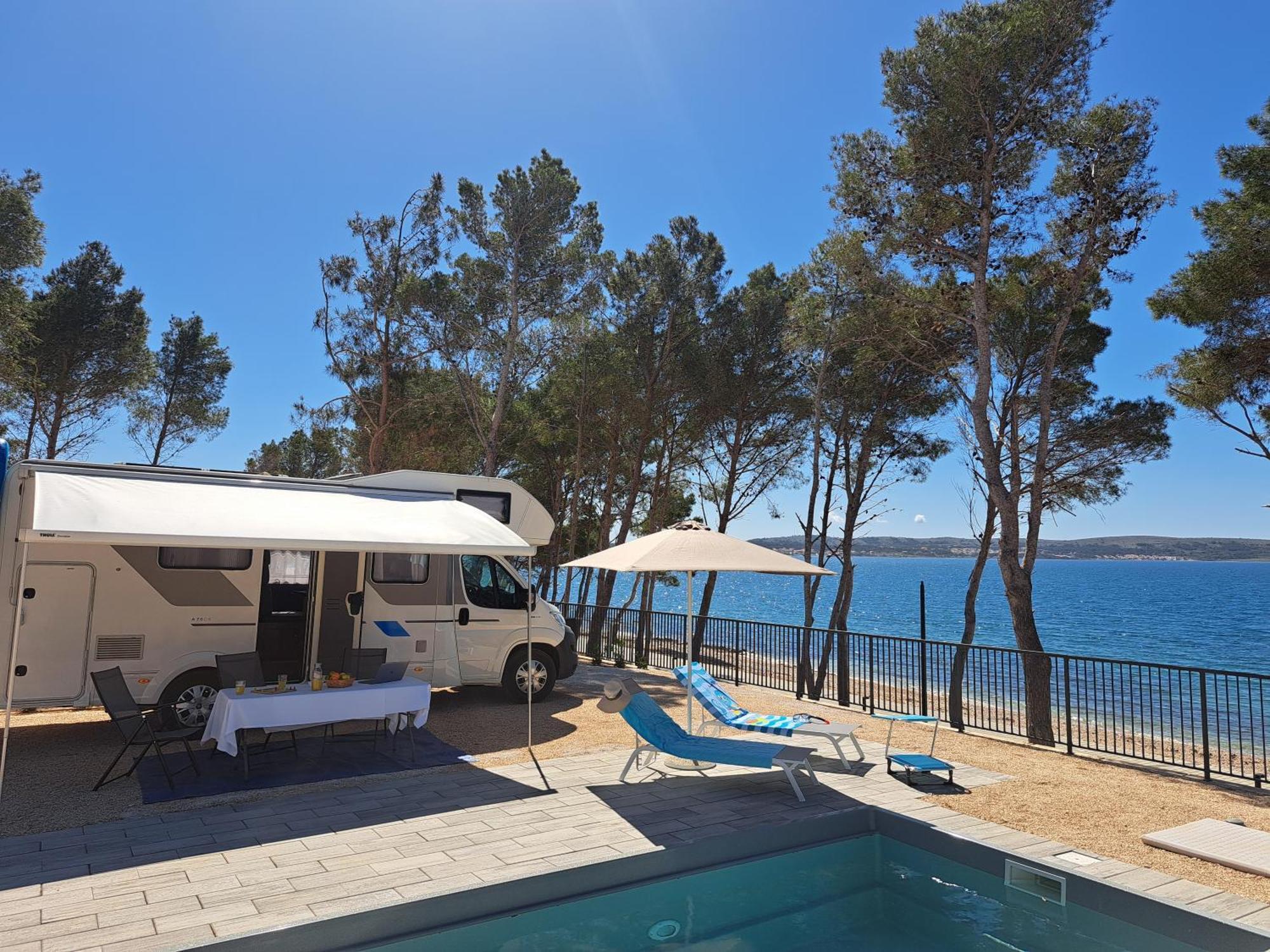 Aminess Style Camping Avalona Resort - Pitches Povljana Buitenkant foto